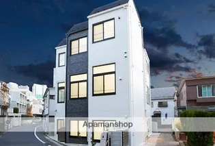 QUQURI TOKYO SHINJUKU【2階】の外観