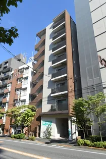 東京都新宿区余丁町【マンション】の外観