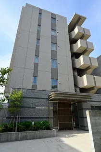 東京都新宿区下落合2丁目【マンション】の外観