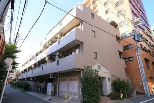 東京都新宿区四谷坂町【マンション】の外観