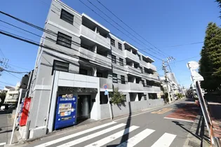 東京都新宿区北新宿3丁目【マンション】の外観