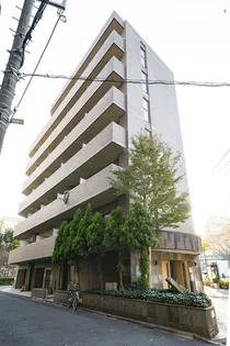 東京都中野区松が丘1丁目【マンション】の外観