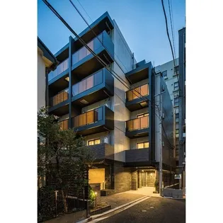 ミレドゥーエ中野【1階】の外観