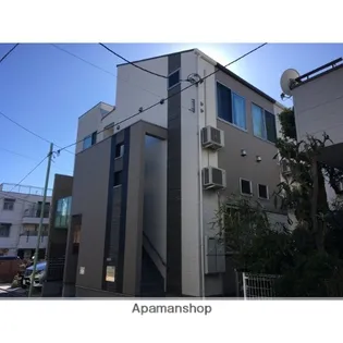 グランリュクス【1階】の外観