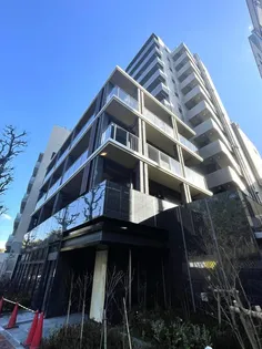 オーパスレジデンス南青山【4階】の外観