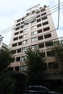 東京都新宿区新宿1丁目【マンション】の外観