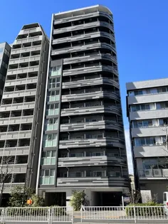 東京都新宿区大久保1丁目【マンション】の外観
