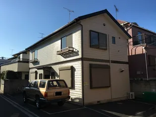 カトルセゾン【1階】の外観