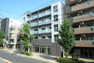 カーサヴェルデ三軒茶屋【3階】の外観