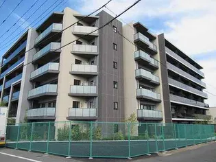 バウス氷川台【1階】の外観