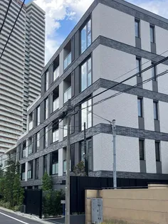 ジオ市谷仲之町【1階】の外観