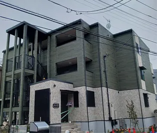 PRETTY FOREST【2階】の外観