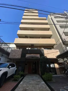 東京都新宿区上落合2丁目【マンション】の外観