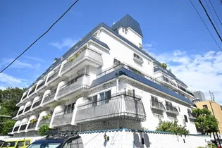 東京都渋谷区千駄ヶ谷3丁目【マンション】の外観