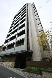 東京都新宿区払方町【マンション】の外観