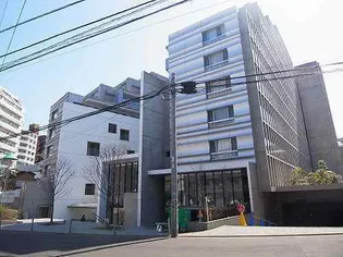 イクサージュ目黒【3階】の外観