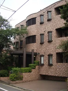 パレ・ソワサン【3階】の外観