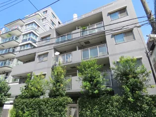 カスタリア目黒【1階】の外観