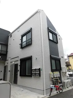 東京都目黒区五本木2丁目【アパート】の外観