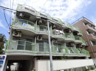 東京都世田谷区世田谷3丁目【マンション】の外観