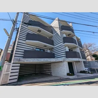 プレミアムキューブ三宿【4階】の外観