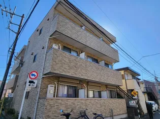 ヒルクレスト【1階】の外観