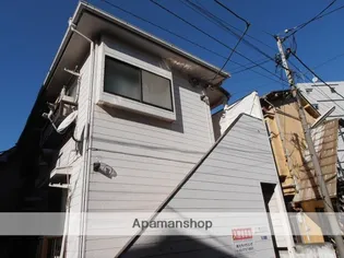 ホワイトビラ新蒲田【203号室】の外観