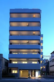 東京都北区昭和町2丁目【マンション】の外観