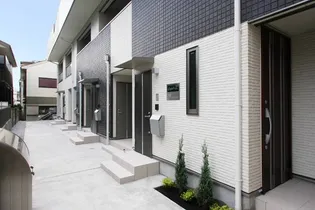 東京都新宿区若松町【アパート】の外観