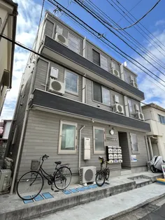 東京都足立区千住中居町【アパート】の外観