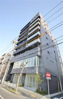 イート アパートメント ヴェリタス【3階】の外観