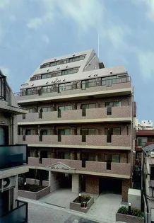 東京都新宿区西新宿4丁目【マンション】の外観