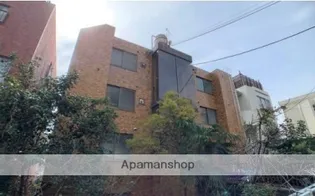 アパートメント麻布【3階】の外観