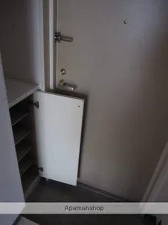 ドルフ高円寺南【1階】の内装