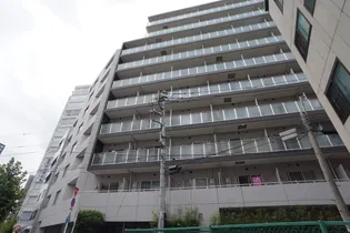 東京都新宿区荒木町【マンション】の外観