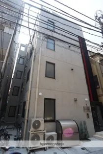 東京都新宿区新宿5丁目【マンション】の外観