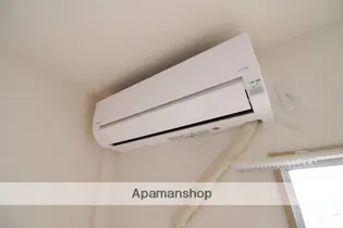 ピューラ城ヶ崎A棟【2階】の内装