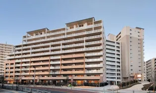 ロイヤルパークスリバーサイド【6階】の外観