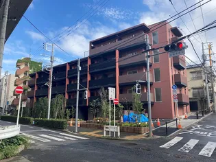 東京都板橋区泉町【マンション】の外観
