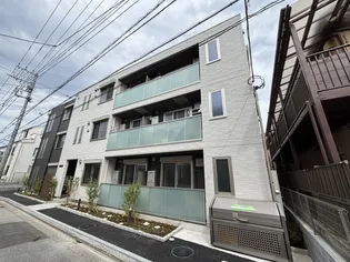 セレスティア西綾瀬【3階】の外観