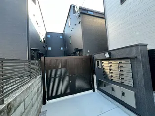 マーレ十条【2階】の外観