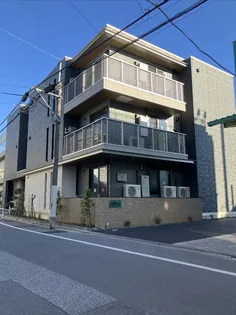 オードリーコートの画像