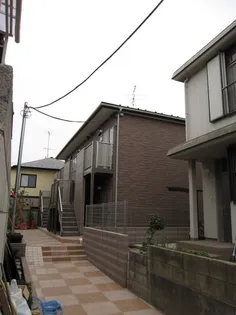 クレセント荻窪【1階】の外観