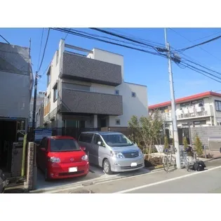 FERIZA【1階】の外観