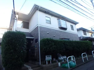 ジュネス三軒茶屋【2階】の外観