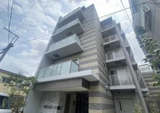 シェノン三軒茶屋【4階】の外観