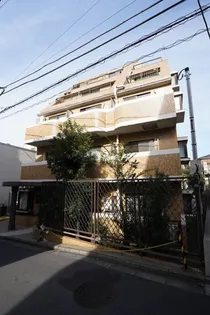 東京都世田谷区豪徳寺1丁目【マンション】の外観