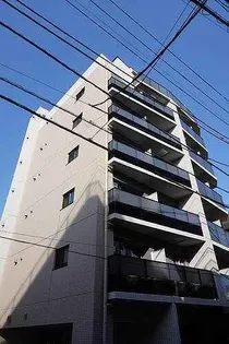 フレシア中目黒【4階】の外観