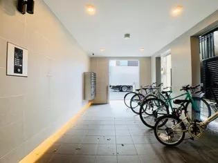 プラティーク世田谷サウス【3階】の外観