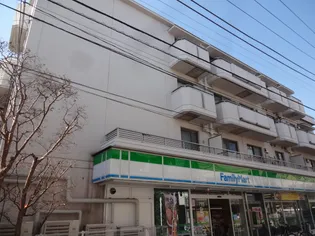 エイティフォーはまだ山の画像